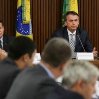 Bolsonaro hará purga de funcionarios 'comunistas”