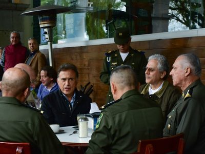La Sedena se sale del guion