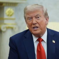 Trump defiende ataque contra bote en el Caribe cerca de Venezuela