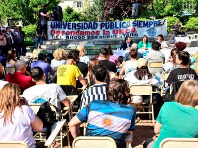 Las universidades inician clases públicas en el Congreso