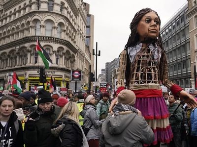 Miles marchan en Europa contra la guerra en Gaza y en apoyo a palestinos