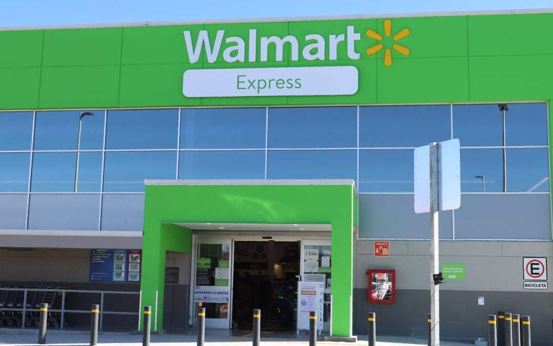 Una tienda Walmart Express en Puebla. Foto: Facebook