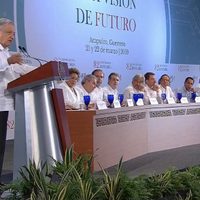 El Ejecutivo no promoverá leyes que regulen las comisiones bancarias: López Obrador