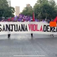 Avanza hacia el Zócalo la marcha contra la violencia hacia las mujeres