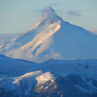 Alerta en la cordillera: detectaron un movimiento sísmico en un volcán chileno