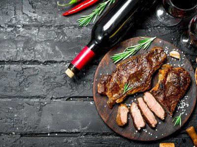 Asado al vino tinto: una receta inexplicablemente irresistible con la que te pondrás la 10