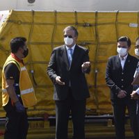 Ebrard viajará a EU, Rusia, China e India para asegurar el envío de vacunas a México