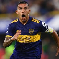 Carlos Tevez, a un paso de quedarse en Boca
