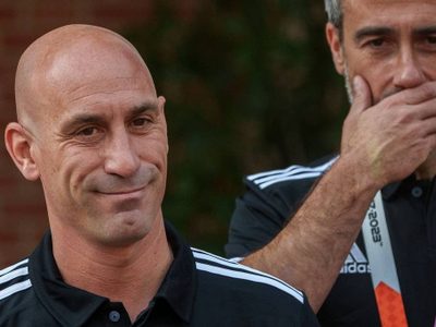 Juzgado admite querella por agresión sexual contra Luis Rubiales por beso a Jenni Hermoso