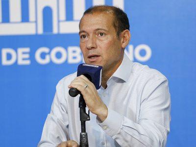 Tras las renuncias, Omar Gutiérrez anunció los nuevos funcionarios