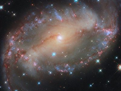Hubble espía un ojo cósmico