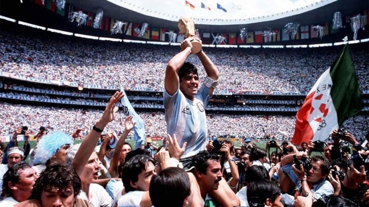 Fua, el Diego. Maradona en el mítico Estadio Azteca