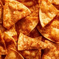 No tires los fideos que te sobraron y convertilos en estos increíbles Doritos caseros y sin gastar de más
