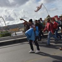 "Aquí cada quien busca su norte", claman migrantes en éxodo