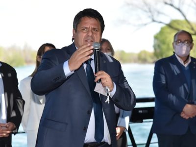 Mariano Gaido defendió los trabajos en el parque ribereño de la Confluencia