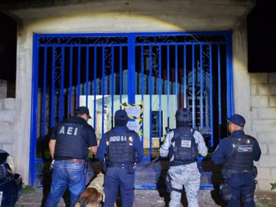 Detienen a la expresidenta municipal de San Juan Ihualtepec por delito contra la salud