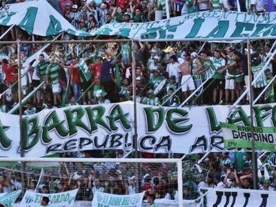 Terror en Laferrere: los últimos incidentes que tiene a la barra brava como protagonista