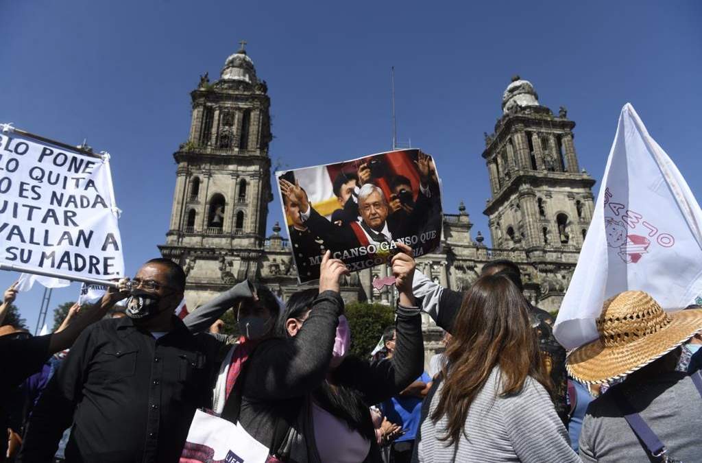 Simpatizantes del presidente López Obrador en la denominada #MarchaDelMillón.
