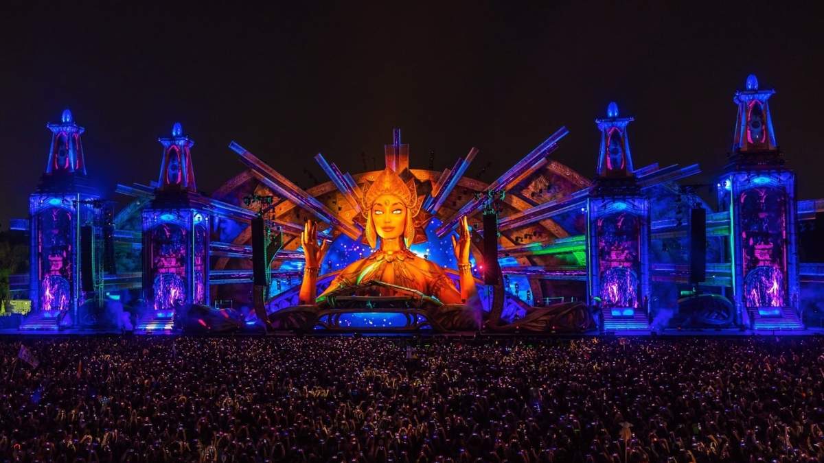 El festival Electric Daisy Carnival (EDC) México