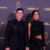 Emilia Ferrero, la novia de Julián Álvarez, tiene un estilo athleisure insuperable: así combina las prendas en invierno