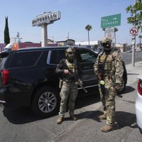Corte Suprema levanta restricciones a las redadas migratorias en Los Ángeles