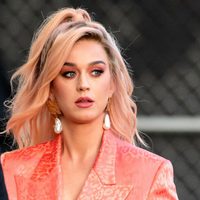 Decidida: Katy Perry aprovechó su look materno para enviar un enérgico mensaje
