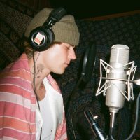"Es muy poderosa": Justin Bieber abre su corazón en su nueva canción "Lonely"