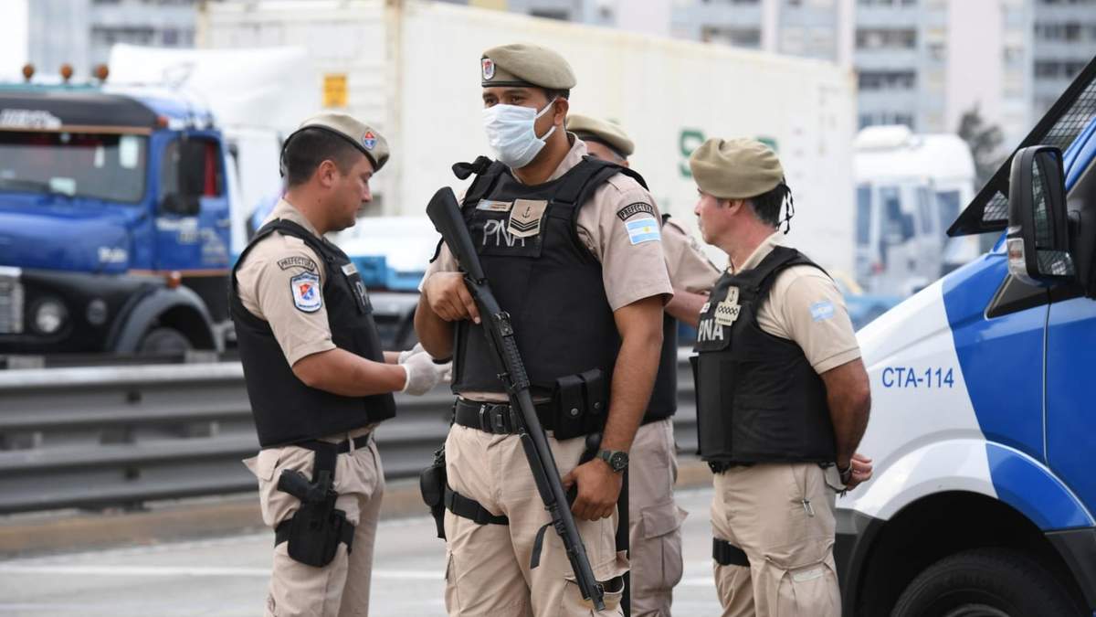 Controles en cuarentena. Fuente: (Twitter)