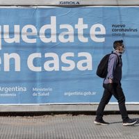 "Lo que abunda...": Alberto Fernández se metió en la polémica del uso obligatorio del barbijo