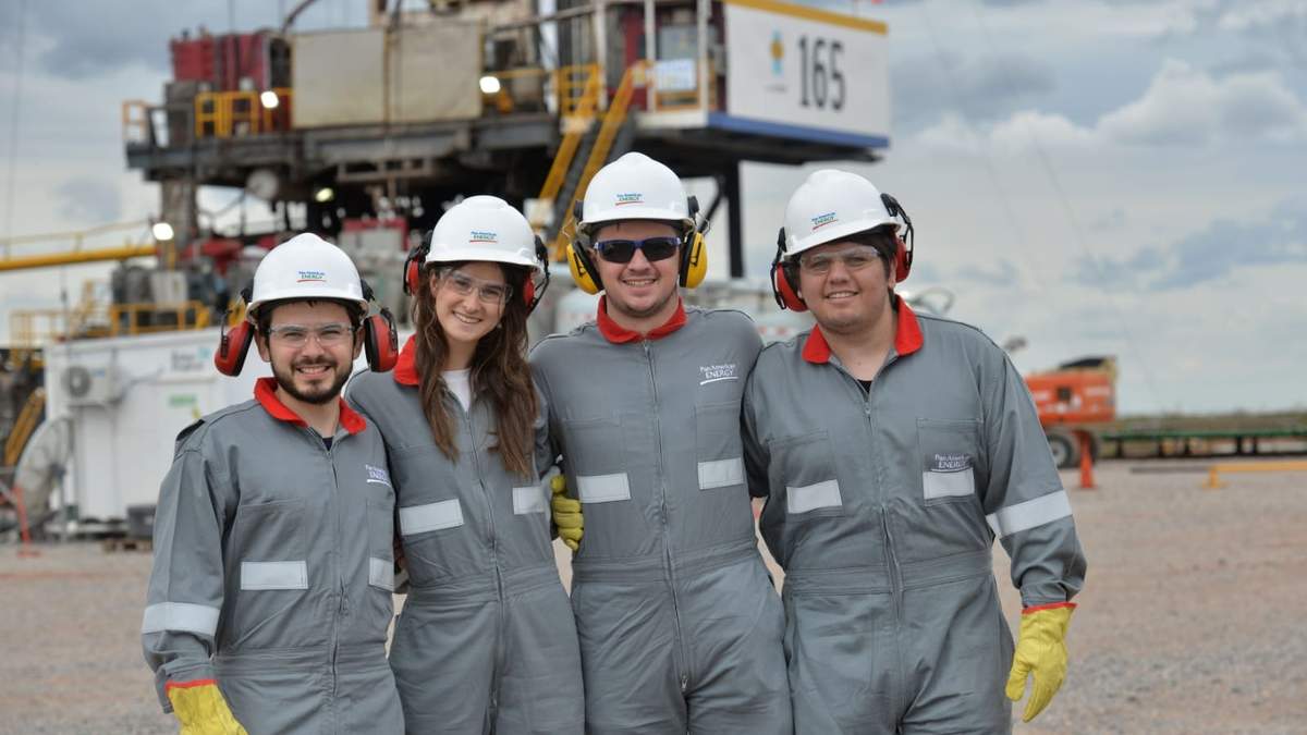 El programa de Pan American Energy ya reclutó a más de 180 profesionales desde 2018. Fuente: (PAE).