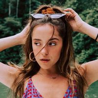 "¡Hermosa!" Captan a Evaluna Montaner en su sofá y con un alucinante outfit que ¡no ocultó nada!