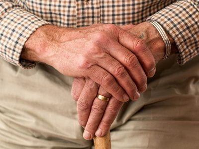 Proponen crear el Programa Provincial de Parkinson en Neuquén