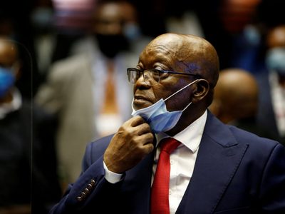 El expresidente de Sudáfrica, Jacob Zuma, condenado a 15 meses de prisión