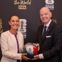 Infantino reafirma "plena confianza" a Sheinbaum y México como sede del Mundial