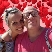 Los unió el humor: Denise Dumas consolida con Campi una familia numerosa