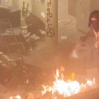 Supremo tribunal sonorense, blanco de la furia feminista durante protesta (Video)