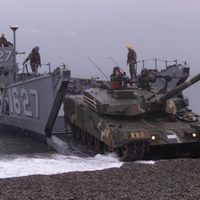 Corea del Sur y EU realizan maniobras con fuego real ante la amenaza norcoreana