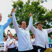Promete Carlos Joaquín cárcel a quienes endeudaron Quintana Roo