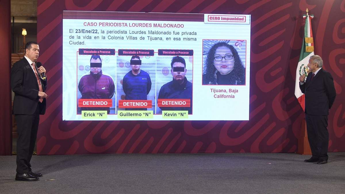 Exposición de Mejía Berdeja en la mañanera