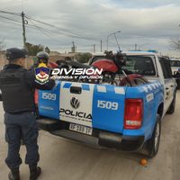 Por circular en moto sin patente descubrieron que transportaba marihuana