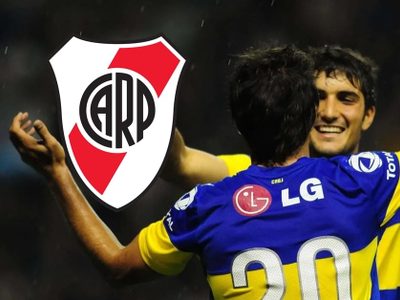 El ex Boca que posó con la camiseta de River tras confesar ser hincha del clásico rival