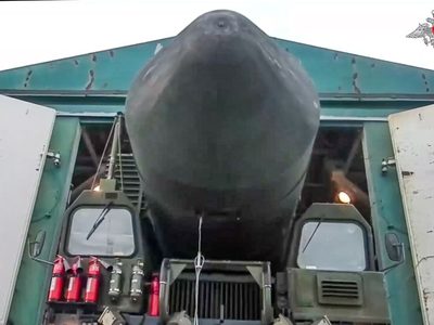 Rusia deja de compartir información nuclear con EU