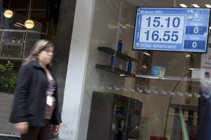El súper peso registra su mejor semana frente al dólar desde 2015; a esto se debe la apreciación