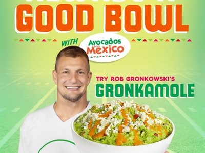Rob Gronkowski, leyenda de la NFL, promueve consumo de aguacate mexicano para el Super Bowl