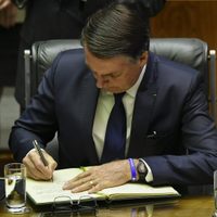 Con un decreto, Jair Bolsonaro ratificó el fomento a la minería que afecta a la Amazonía