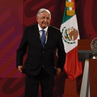 El cambio de horario causa daño a la salud, por lo que se estudia dejar sólo uno: AMLO