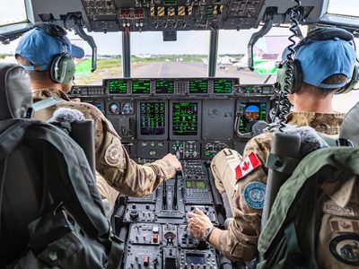 Canadá retira a sus instructores militares de Ucrania