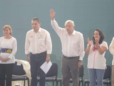 López Obrador anuncia censo magisterial para evitar aviadores