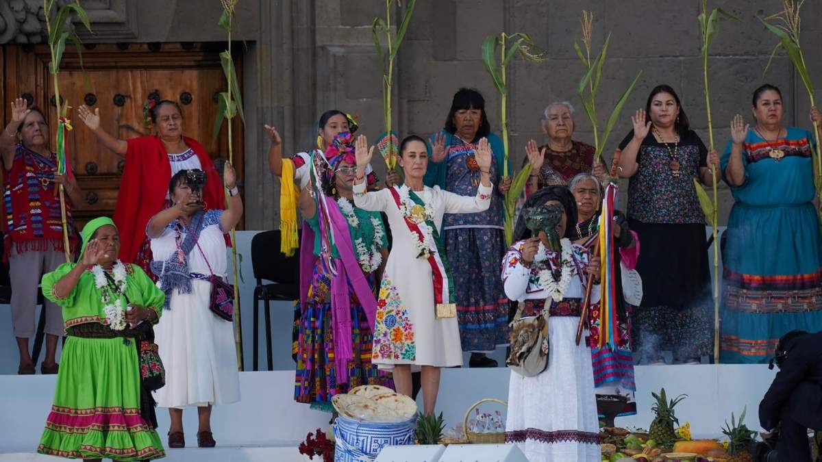 Claudia Sheinbaum en el zócalo capitalino