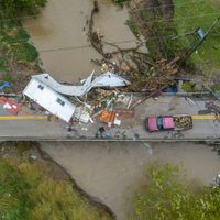 Suman 19 muertos por las inundaciones en Kentucky, Estados Unidos